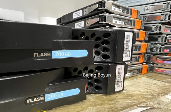 V6-Ps6fx-200 200g Bộ nhớ Dell Emc Vnx Ssd 3,5 'cho Vnxe315 Vnxe3200 005050425
